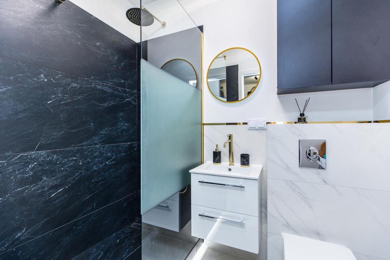 Cloud9 - Barska 69 Apartment Krakow Ngoại thất bức ảnh